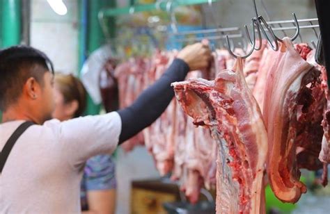 Ban on Negros Oriental hogs, pork products lifted .